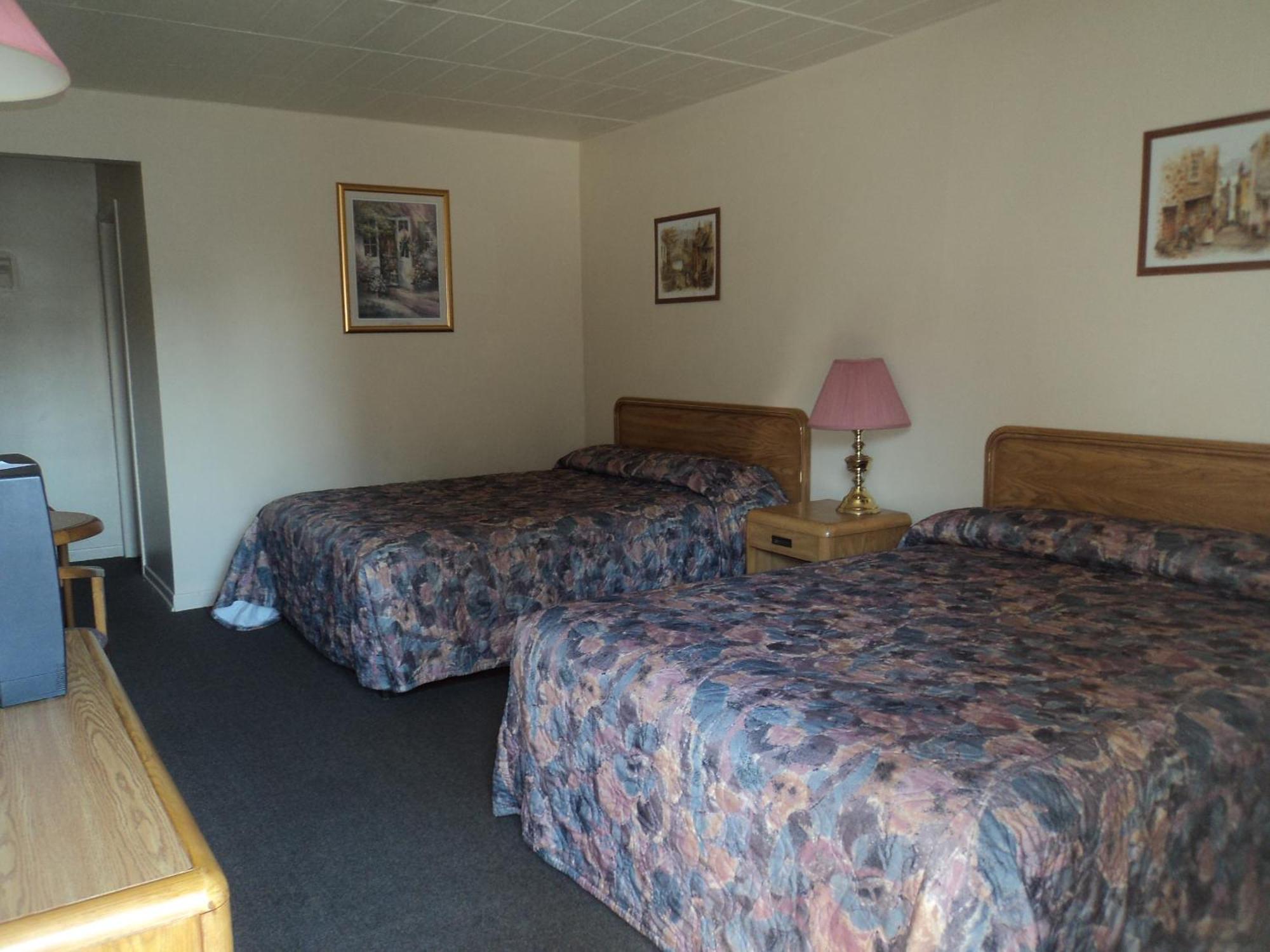 Motel Oasis By The Falls 2*