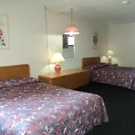 Oasis Motel By The Falls